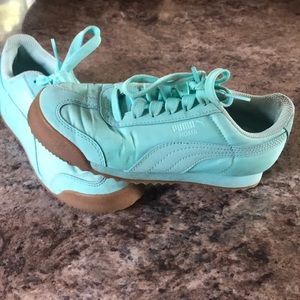 Puma Roma girls shoes